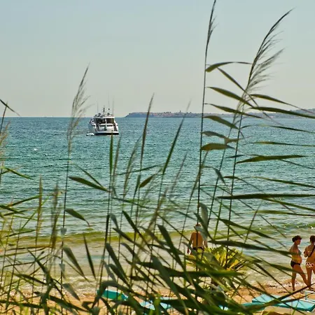 Summer Houses Gardenby The Sea Gasthof