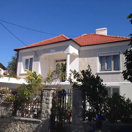 Gasthof Summer Houses Gardenby The Sea Tschernomorez